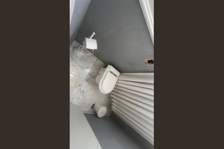 Casa de condomínio à venda com 980m², 4 quartos e 8 vagasLavabo