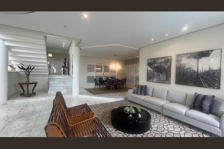 Casa de condomínio à venda com 980m², 4 quartos e 8 vagasSala