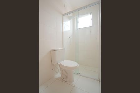 Casa de condomínio para alugar com 70m², 2 quartos e 2 vagasBanheiro da Suíte 1