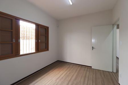 Quarto de casa para alugar com 1 quarto, 80m² em Vila Alzira, Santo André