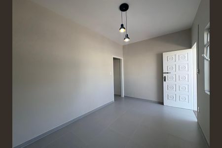 Sala de casa para alugar com 1 quarto, 79m² em Vila Alzira, Santo André