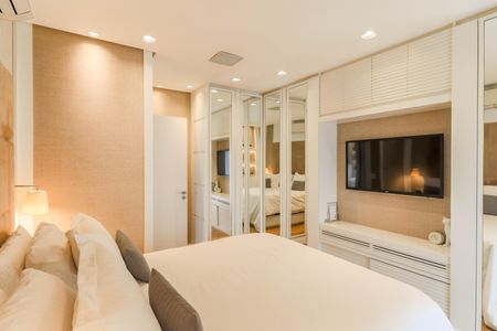 Apartamento à venda com 121m², 3 quartos e 2 vagasSuíte