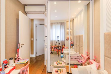 Apartamento à venda com 121m², 3 quartos e 2 vagasQuarto 2