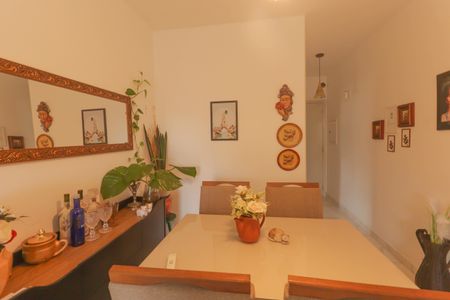 Apartamento à venda com 72m², 3 quartos e 2 vagas Apartamento à venda com 72m², 3 quartos e 2 vagasSala