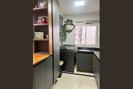 Apartamento à venda com 2 quartos, 43m² em Jardim Cocaia, Guarulhos