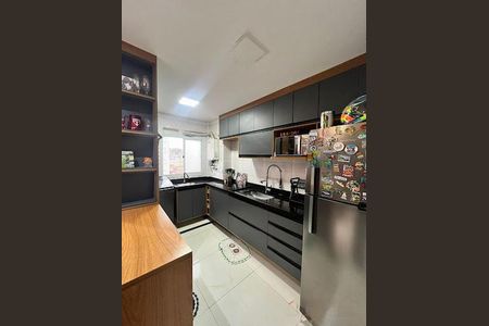 Apartamento à venda com 2 quartos, 43m² em Jardim Cocaia, Guarulhos