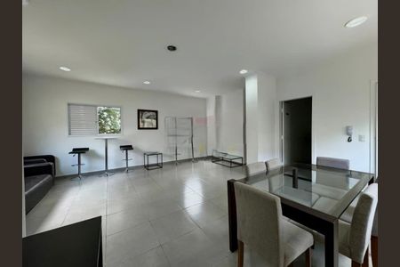 Apartamento à venda com 2 quartos, 57m² em Vila Basileia, São Paulo