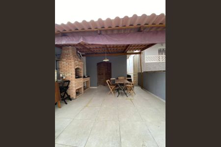 Casa à venda com 160m², 2 quartos e 1 vaga