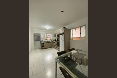 Casa à venda com 160m², 2 quartos e 1 vaga