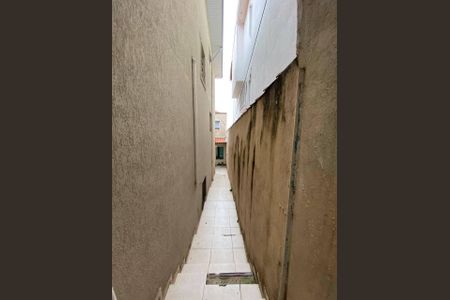 Casa à venda com 160m², 2 quartos e 1 vaga