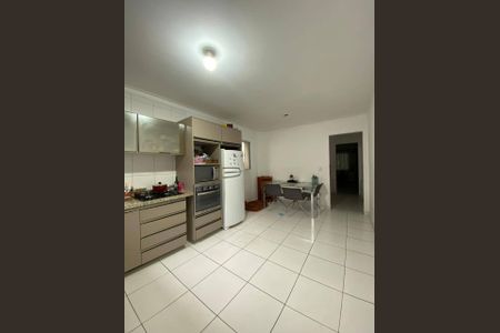 Casa à venda com 160m², 2 quartos e 1 vaga