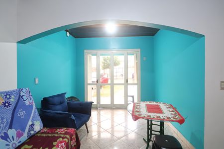 Sala de casa à venda com 4 quartos, 94m² em Mathias Velho, Canoas