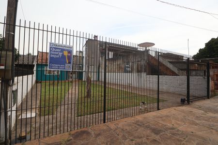 Casa à venda com 94m², 4 quartos e 6 vagasPlaca