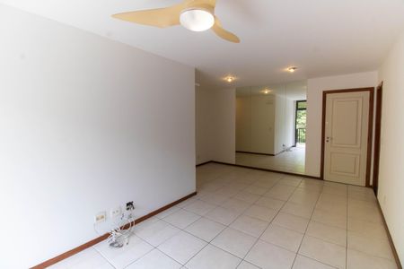 Apartamento à venda com 90m², 2 quartos e 1 vagaSala