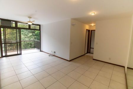 Sala de apartamento à venda com 2 quartos, 90m² em Santa Rosa, Niterói