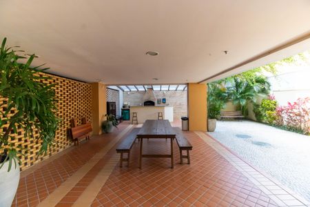 Apartamento à venda com 90m², 2 quartos e 1 vagaÁrea comum