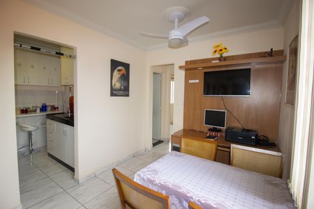 Sala de apartamento para alugar com 2 quartos, 45m² em Betania, Contagem