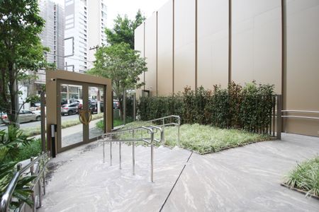 Apartamento à venda com 222m², 3 quartos e 3 vagas Apartamento à venda com 222m², 3 quartos e 3 vagasEntrada