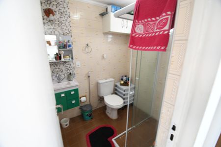 Banheiro de apartamento à venda com 1 quarto, 40m² em Centro, Campinas