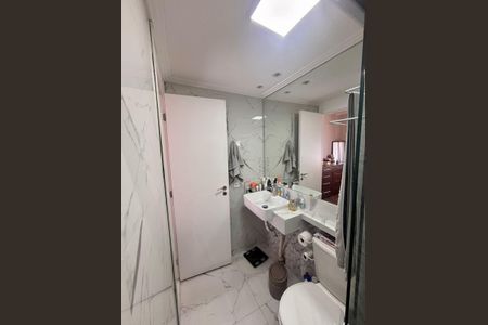 Apartamento à venda com 62m², 3 quartos e 1 vagaBanheiro 2