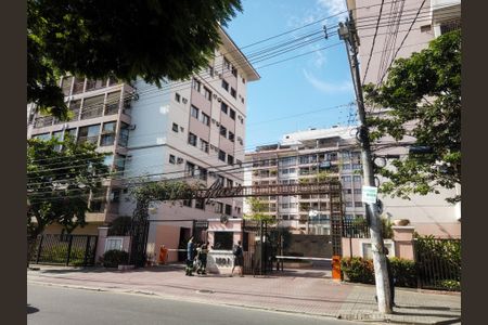 Apartamento à venda com 69m², 2 quartos e 1 vagaFachada