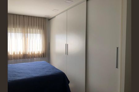 Apartamento à venda com 168m², 3 quartos e 3 vagas Apartamento à venda com 168m², 3 quartos e 3 vagasQuarto