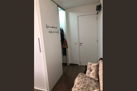 Apartamento à venda com 168m², 3 quartos e 3 vagas Apartamento à venda com 168m², 3 quartos e 3 vagasCorredor