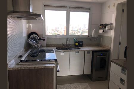 Apartamento à venda com 168m², 3 quartos e 3 vagas Apartamento à venda com 168m², 3 quartos e 3 vagasCozinha