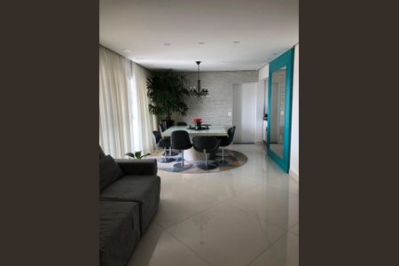 Apartamento à venda com 168m², 3 quartos e 3 vagas Apartamento à venda com 168m², 3 quartos e 3 vagasSala