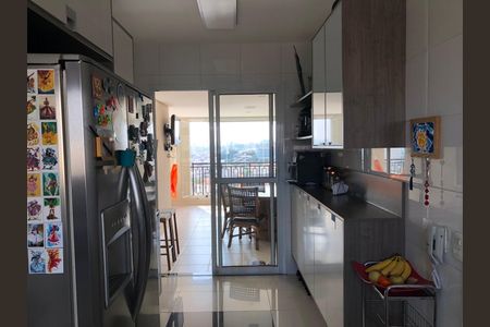 Apartamento à venda com 168m², 3 quartos e 3 vagas Apartamento à venda com 168m², 3 quartos e 3 vagasCozinha