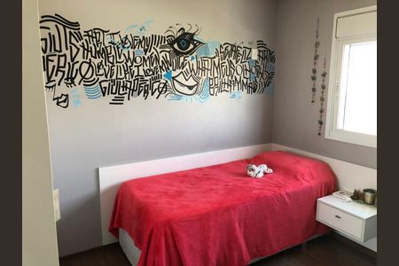 Apartamento à venda com 168m², 3 quartos e 3 vagas Apartamento à venda com 168m², 3 quartos e 3 vagasQuarto