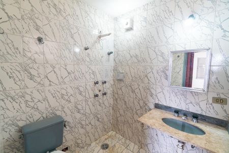 Casa à venda com 161m², 2 quartos e sem vagaBanheiro da Suíte