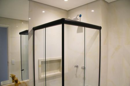 Apartamento à venda com 69m², 2 quartos e 2 vagasBanheiro Social