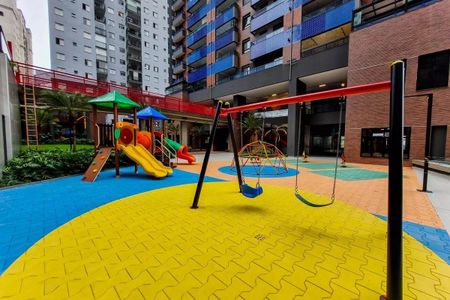 Apartamento à venda com 69m², 2 quartos e 2 vagas Apartamento à venda com 69m², 2 quartos e 2 vagasÁrea comum - Playground