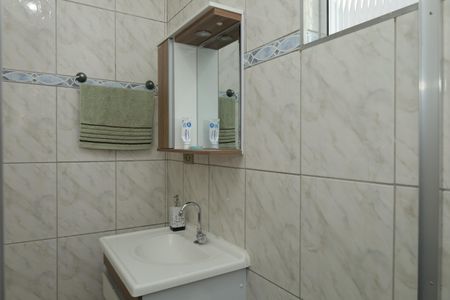 Casa à venda com 200m², 3 quartos e 1 vagaBanheiro 2