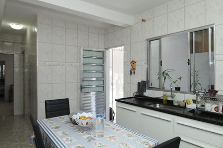 Casa à venda com 200m², 3 quartos e 1 vagaCozinha