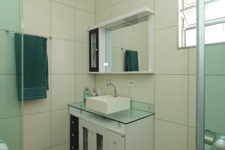 Casa à venda com 200m², 3 quartos e 1 vagaBanheiro 1