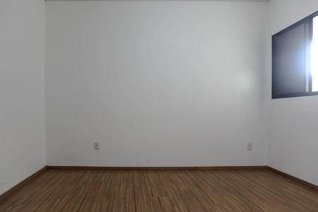 Casa para alugar com 102m², 3 quartos e 2 vagasQuarto 1