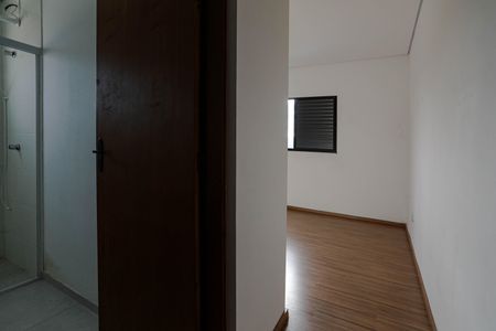 Casa para alugar com 102m², 3 quartos e 2 vagasSuíte
