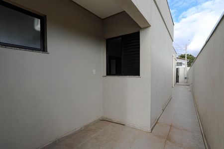 Casa para alugar com 102m², 3 quartos e 2 vagasCorredor