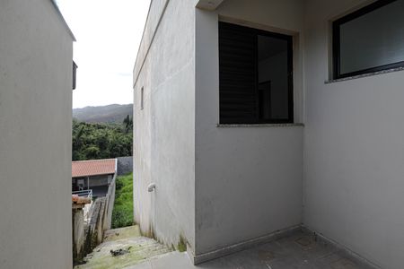 Casa para alugar com 102m², 3 quartos e 2 vagasCorredor