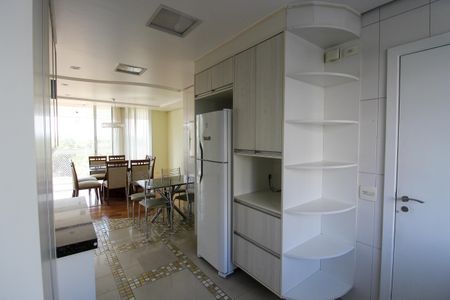 Apartamento à venda com 130m², 3 quartos e 2 vagasCozinha