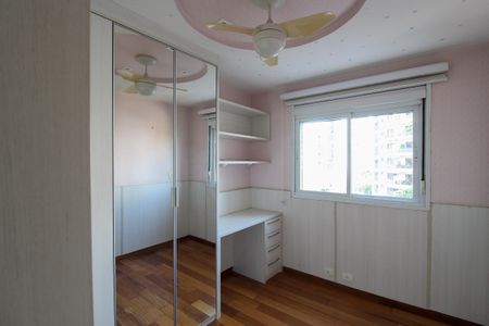 Apartamento à venda com 130m², 3 quartos e 2 vagasSuíte 1