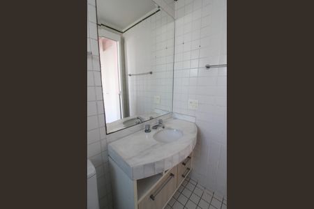 Apartamento à venda com 130m², 3 quartos e 2 vagasBanheiro da Suíte 1