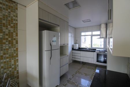 Apartamento à venda com 130m², 3 quartos e 2 vagasCozinha