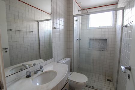 Apartamento à venda com 130m², 3 quartos e 2 vagasBanheiro da Suíte 3
