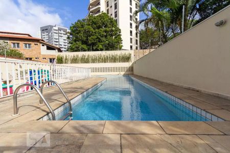 Apartamento à venda com 130m², 3 quartos e 2 vagasÁrea comum - Piscina