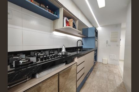 Apartamento à venda com 82m², 3 quartos e 2 vagasCozinha