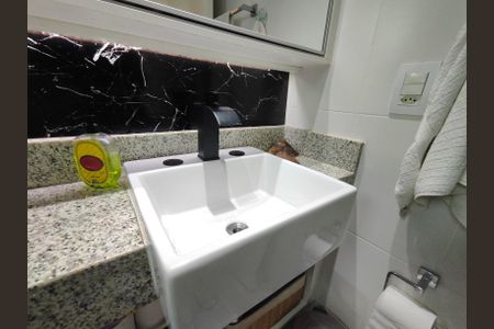 Apartamento à venda com 82m², 3 quartos e 2 vagasBanheiro da Suíte 