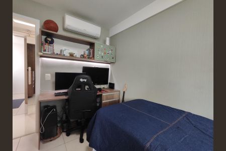 Apartamento à venda com 82m², 3 quartos e 2 vagasQuarto 1